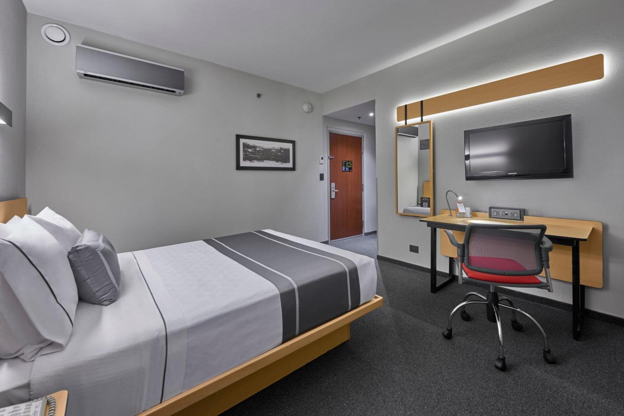 City Express Plus By Marriott Ciudad De Mexico Santa Fe Exterior photo