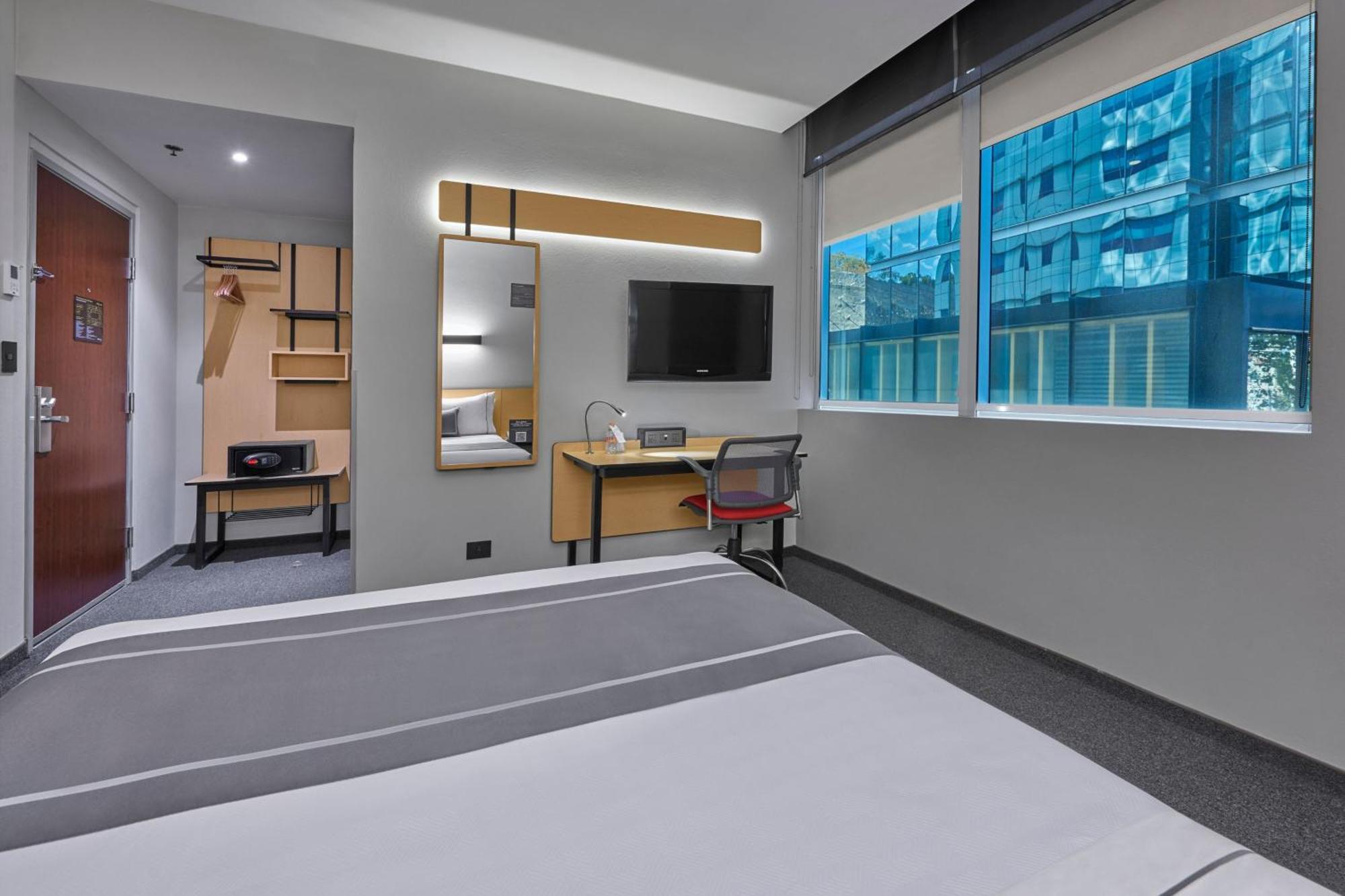 City Express Plus By Marriott Ciudad De Mexico Santa Fe Exterior photo